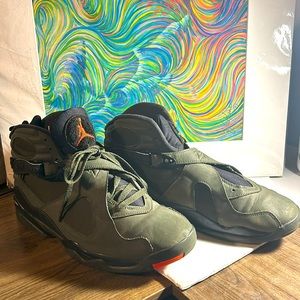 Air Jordan 8 Retro Take Flight size 12 in great condition  great color scheme